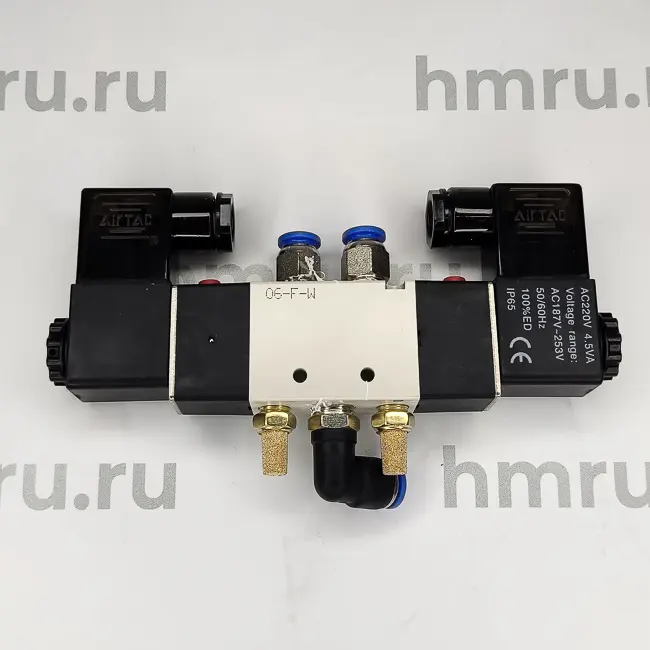 Пневмораспределитель 4V220-08/220 (в комлекте с коннекторами 2 шт) Hualian - Купить с доставкой по всей России