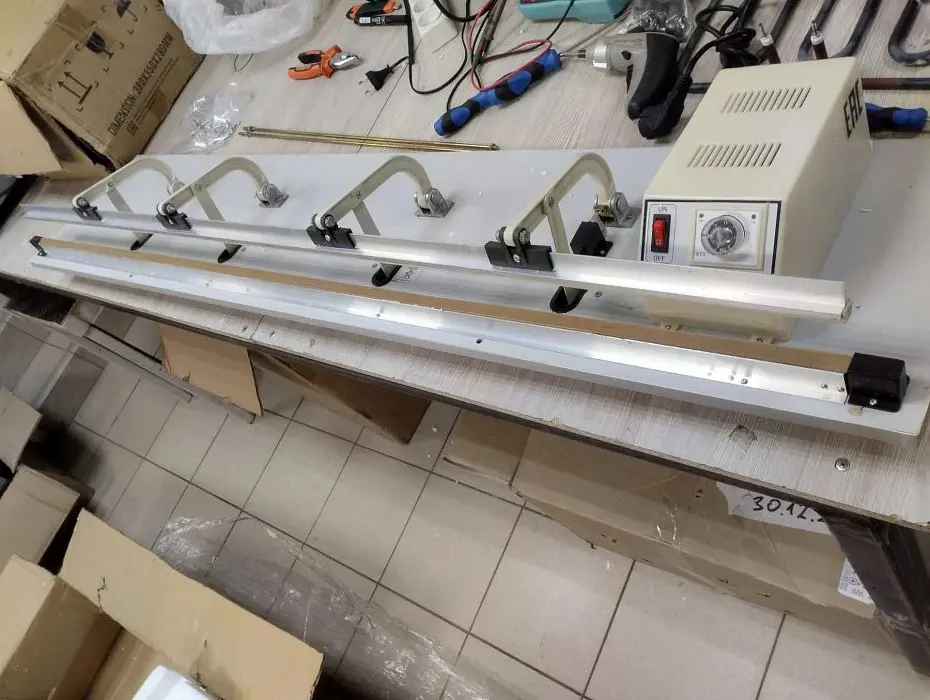 Ножной импульсный запайщик FRT-1400 (выствочный образец) Hualian - Купить с доставкой по всей России - 4