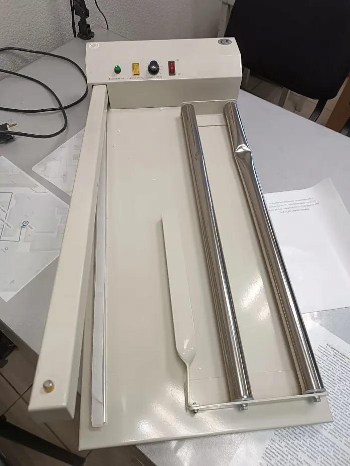 Настольный запайщик с рулонодержателем SP-600 (Выставочный образец) Hualian - Купить с доставкой по всей России - 2