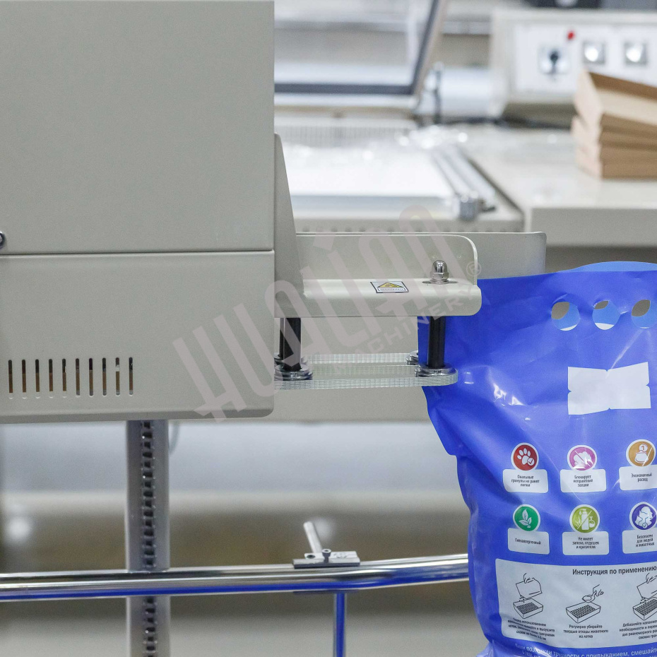 Роликовый конвейерный запайщик FRM-1370LD  (с датером. опция от края 110мм) Hualian - Купить с доставкой по всей России - 9