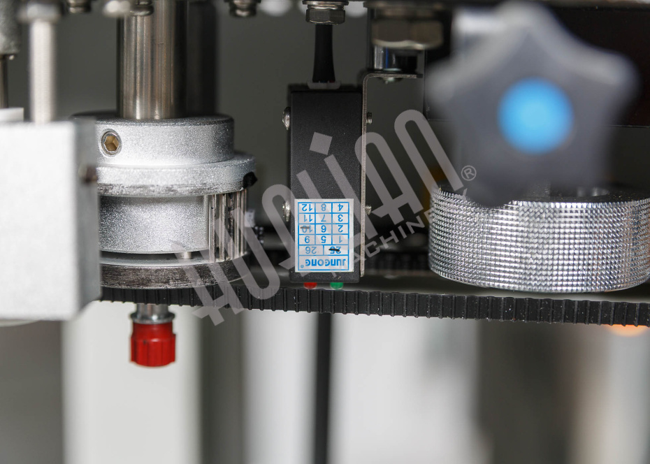 Роликовый (конвейерный) запайщик для тяжелых мешков FRCM-1120L (с датером) Hualian - Купить с доставкой по всей России - 15