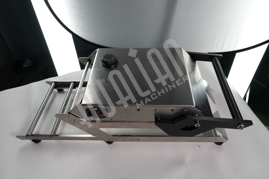 Ручной запайщик лотков HTS-210R Нерж. корпус (210*148) Hualian - Купить с доставкой по всей России - 2