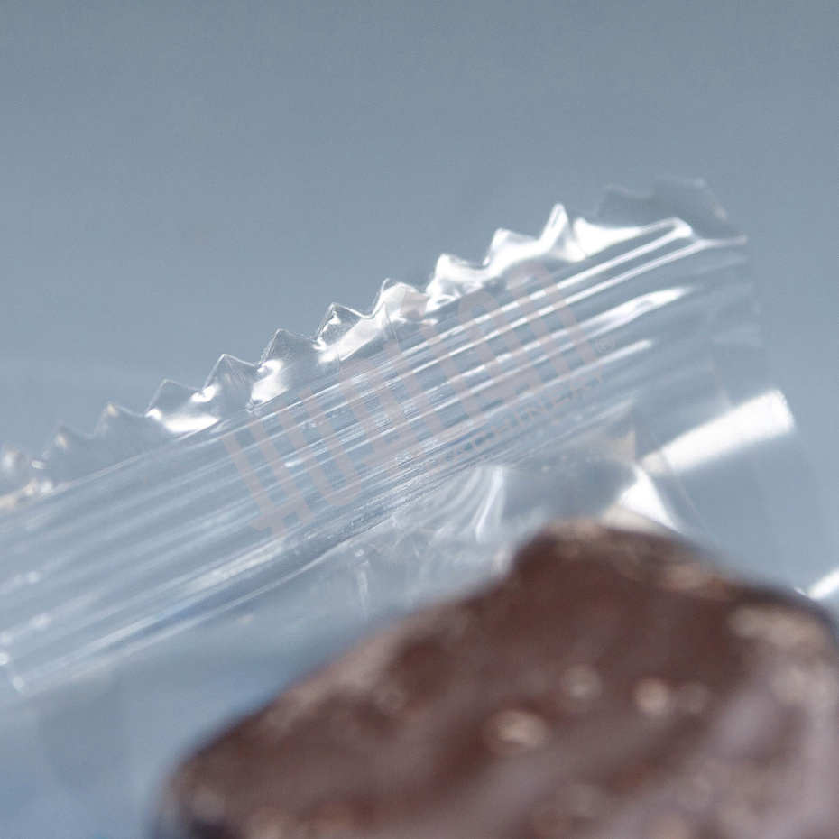 Автоматическая горизонтальная упаковочная машина DXDZ-250B (3 servo, рег. форм., min bag L 65, S 200, H 40, 2-х позиц. нож) Hualian - Купить с доставкой по всей России - 18