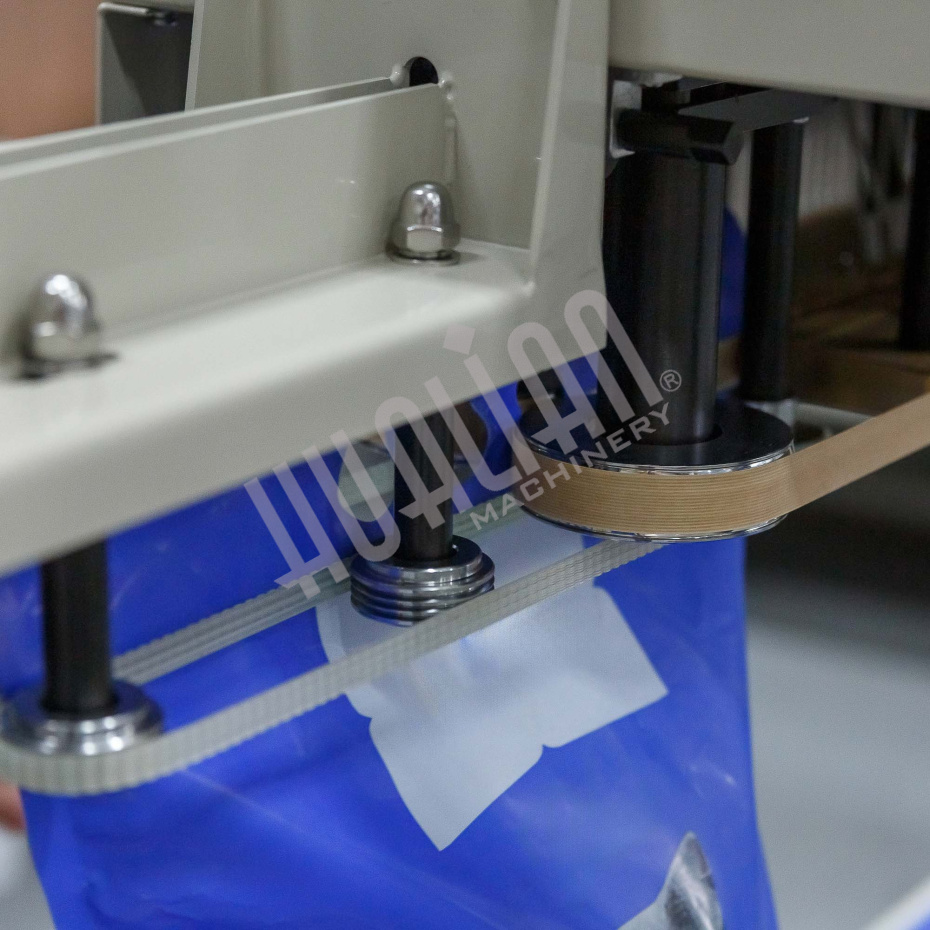 Роликовый конвейерный запайщик FRM-1370LD  (с датером. опция от края 110мм) Hualian - Купить с доставкой по всей России - 11