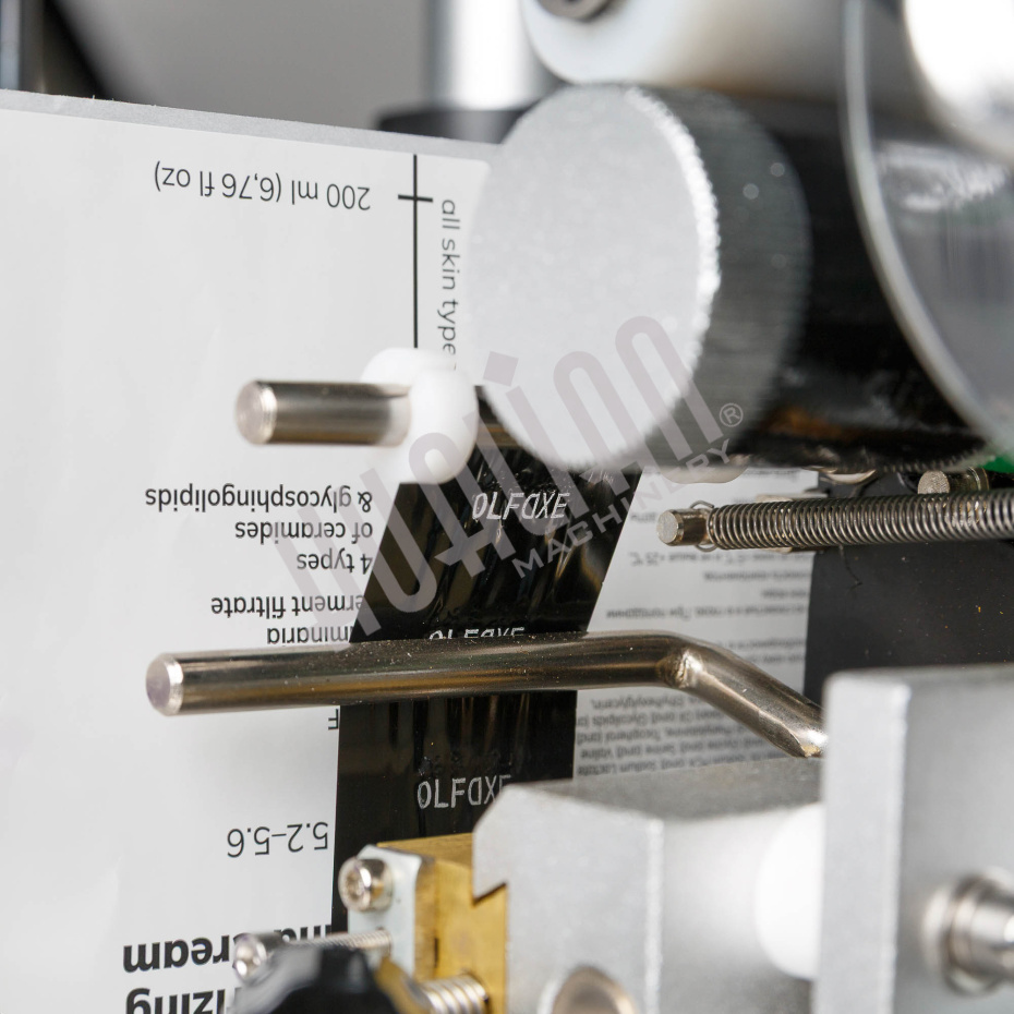 Автоматический этикетировщик для круглой тары с датером HLMT-130D Hualian - Купить с доставкой по всей России - 24