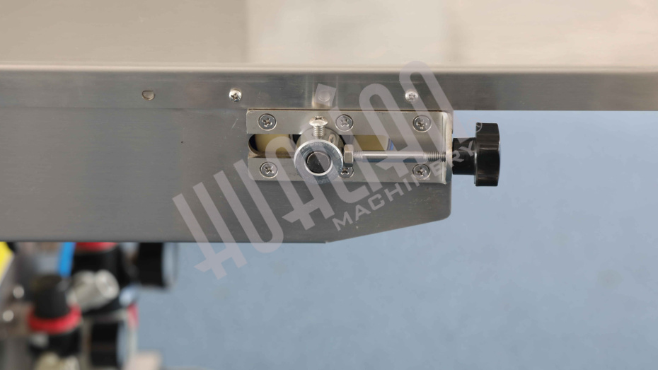 Горизонтальный конвейерный запайщик FRP-1120WH (SS) (нерж, каплеструйный принтер, откачка/наполн.возд) Hualian - Купить с доставкой по всей России - 5