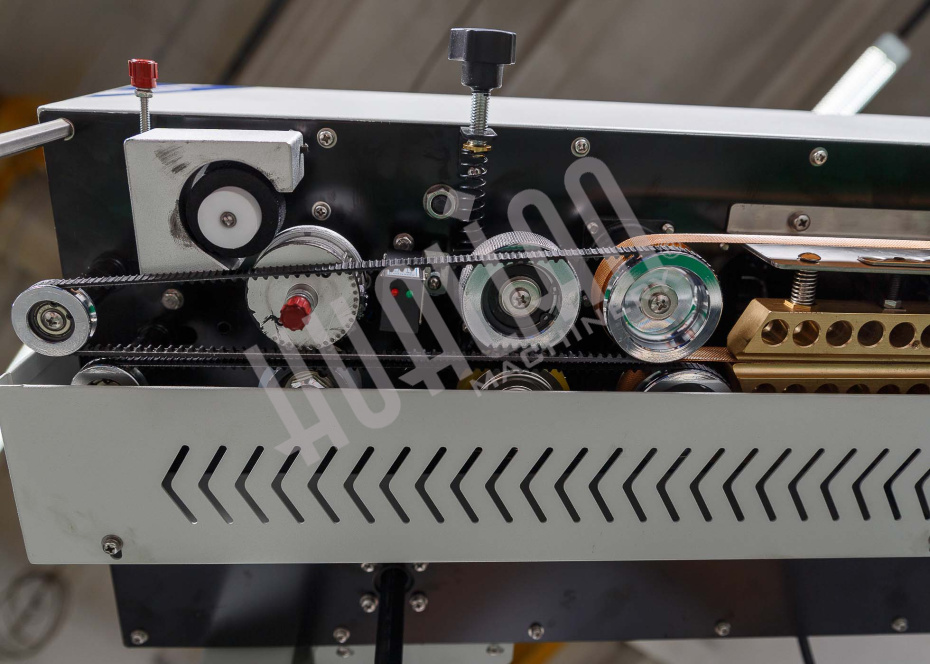 Роликовый (конвейерный) запайщик для тяжелых мешков FRCM-1120L (с датером) Hualian - Купить с доставкой по всей России - 13