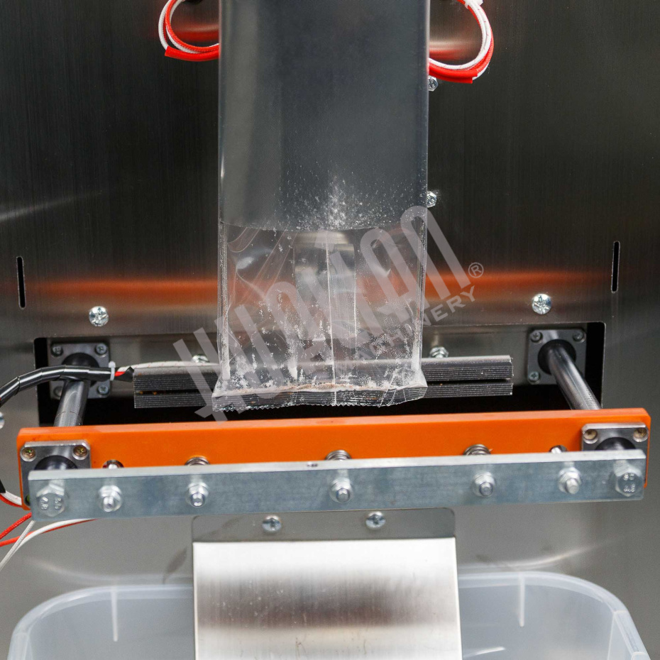 Автоматическая фасовочно-упаковочная машина DXDK-1000 NEW (пакет подушка, ширина пленки 300 мм, фотодатчик) Hualian - Купить с доставкой по всей России - 27