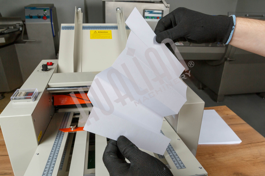 Фальцевальная машина ZE-8 Hualian - Купить с доставкой по всей России - 16