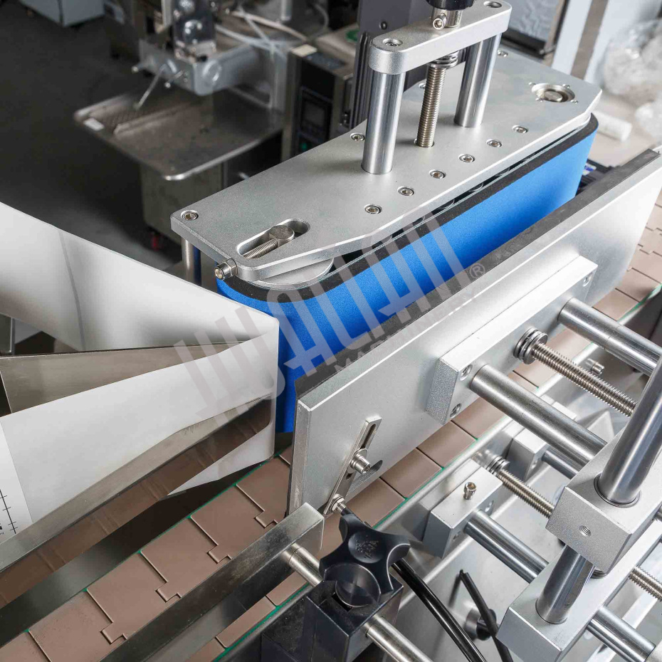 Автоматический этикетировщик для круглой тары с датером HLMT-130D Hualian - Купить с доставкой по всей России - 18