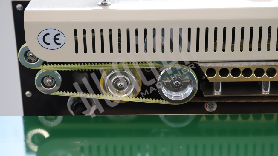 Роликовый конвейерный запайщик горизонтальный FRB-770I Hualian - Купить с доставкой по всей России - 9