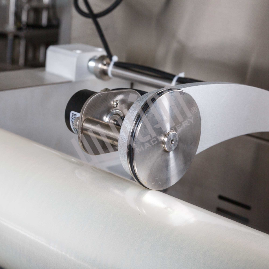 Полуавтоматический запайщик лотков ротационного типа (4 лотка,187*137*120) HVT-450R (нерж.) Hualian - Купить с доставкой по всей России - 6