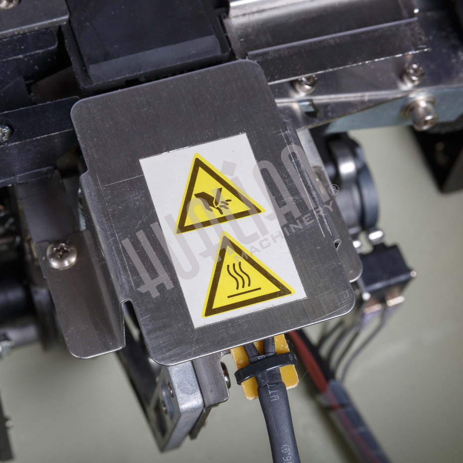 Полуавтоматическая стрейпинг-машина (закрытый стол) KZB-10H Hualian - Купить с доставкой по всей России - 15