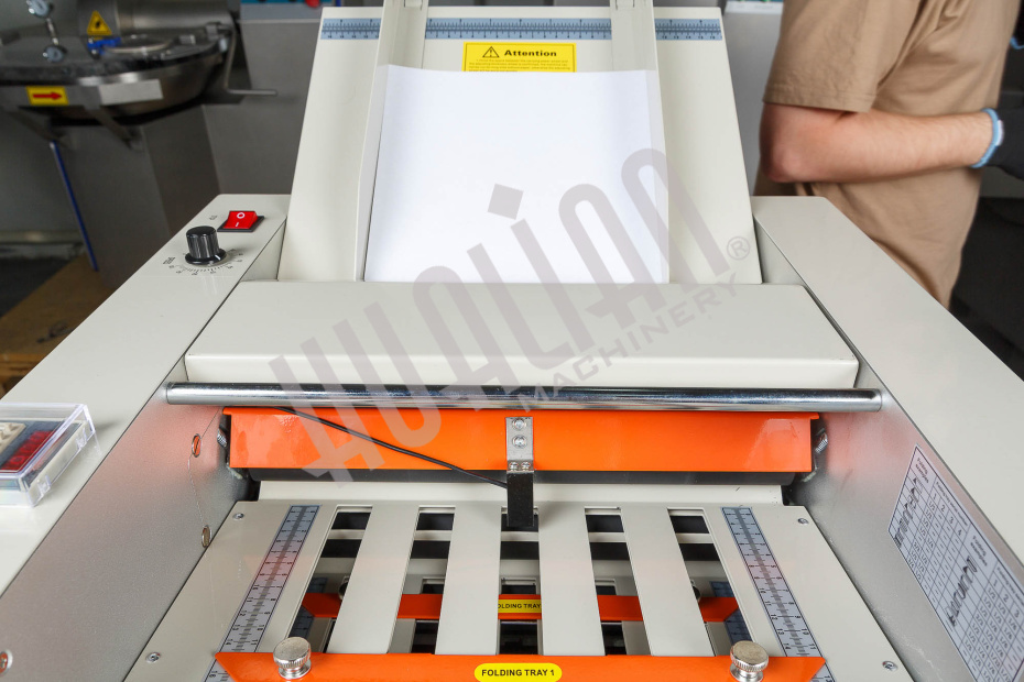 Фальцевальная машина ZE-8 Hualian - Купить с доставкой по всей России - 11