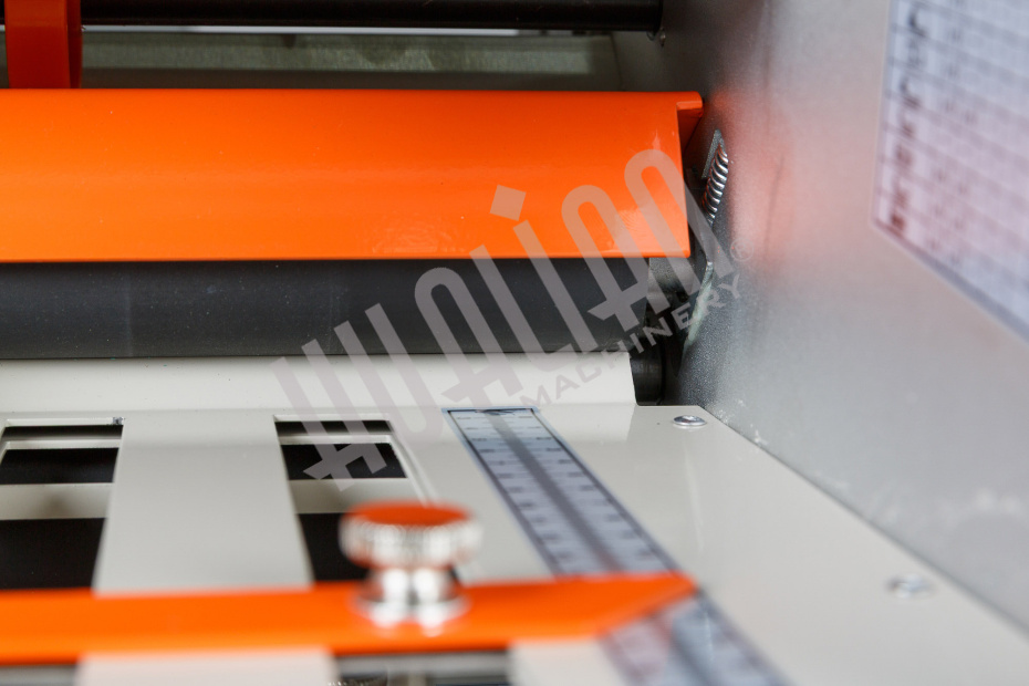 Фальцевальная машина ZE-8 Hualian - Купить с доставкой по всей России - 20