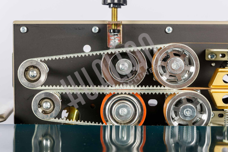 Роликовый (конвейерный) запайщик горизонтального типа DBF-900 LOW COST Hualian - Купить с доставкой по всей России - 10