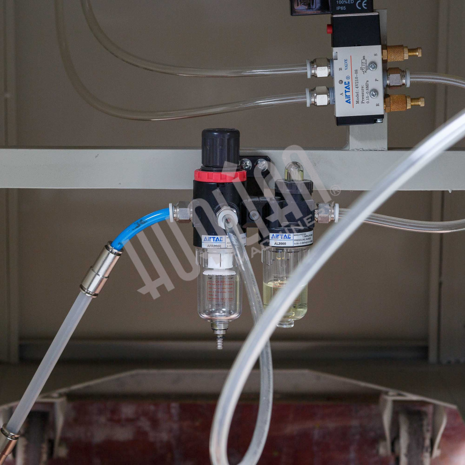 Блистер упаковочная машина (верхний нагрев) XBF-500S Hualian - Купить с доставкой по всей России - 5