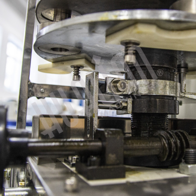 Автомат для упаковки сыпучих продуктов DXDK-150II Hualian - Купить с доставкой по всей России - 4