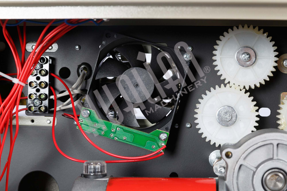 Роликовый (конвейерный) запайщик горизонтального типа DBF-900 LOW COST Hualian - Купить с доставкой по всей России - 7