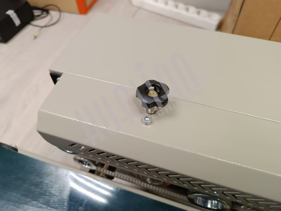 Роликовый (конвейерный) запайщик горизонтального типа DBF-900 LOW COST (Выставочный образец) Hualian - Купить с доставкой по всей России - 12