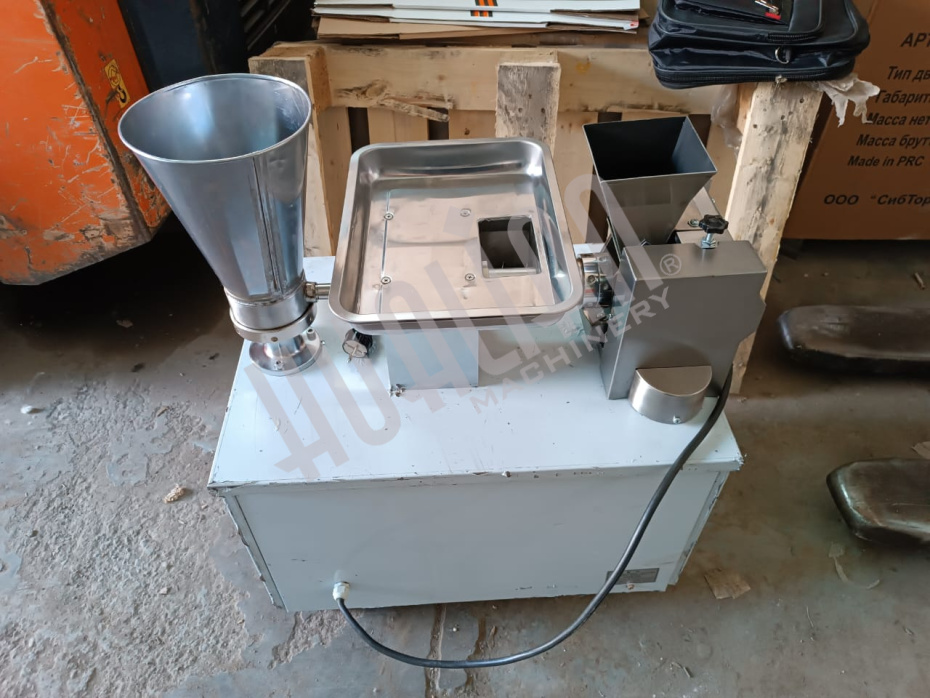 Автоматический пельменный аппарат JGT-60 (12-14 гр.) HZ (90*50*8) (Выставочный образец) Hualian - Купить с доставкой по всей России - 3