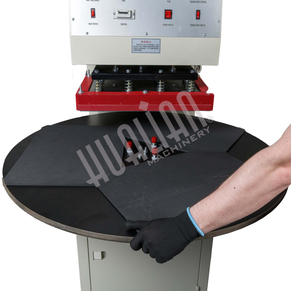 Блистер упаковочная машина (верхний нагрев) XBF-500S Hualian - Купить с доставкой по всей России - 6