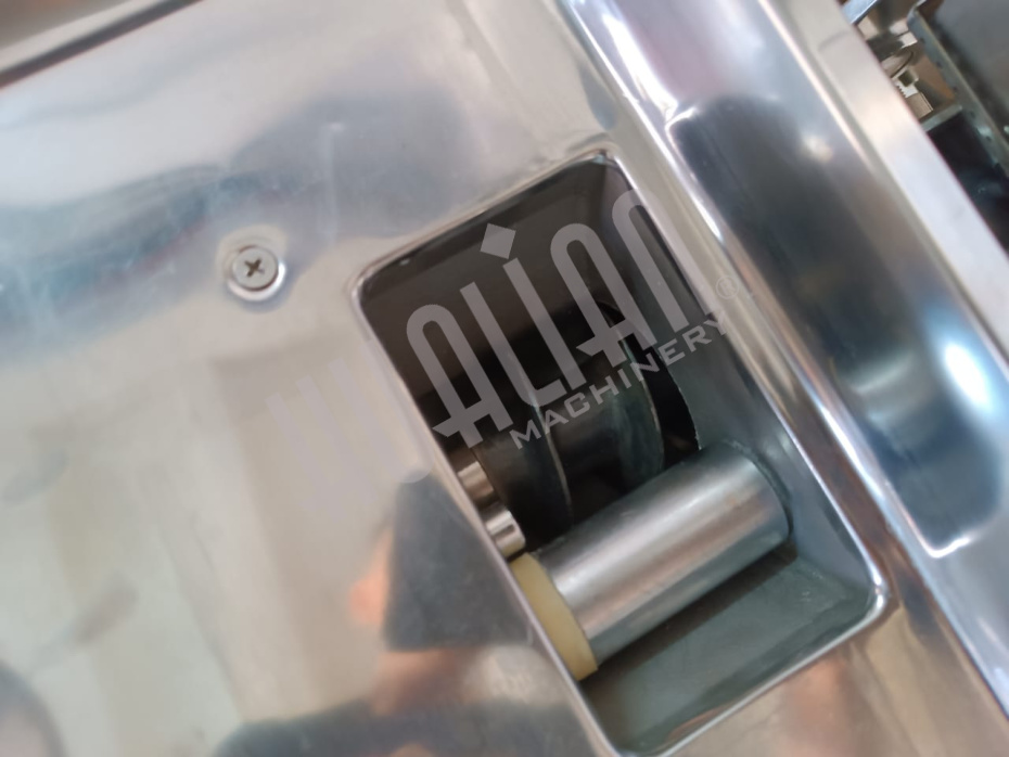 Автоматический пельменный аппарат JGT-60 (12-14 гр.) HZ (90*50*8) (Выставочный образец) Hualian - Купить с доставкой по всей России - 4