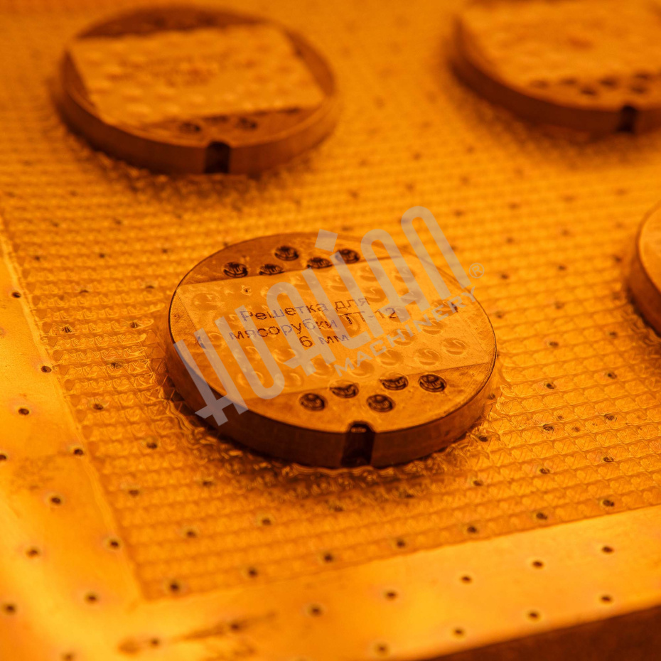 Скин упаковочная машина для герметичной упаковки пленкой TB-390 Hualian - Купить с доставкой по всей России - 5