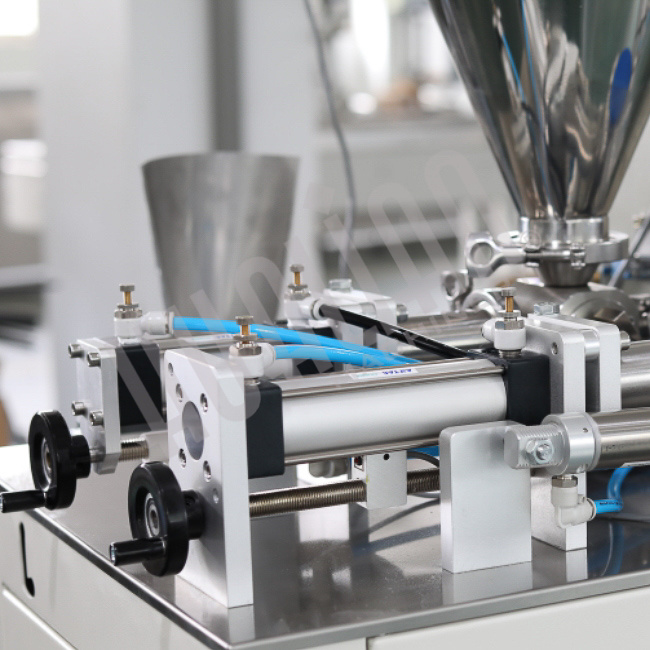 Машина для упаковывания пастообразной продукции DXDG-100II Hualian - Купить с доставкой по всей России - 3