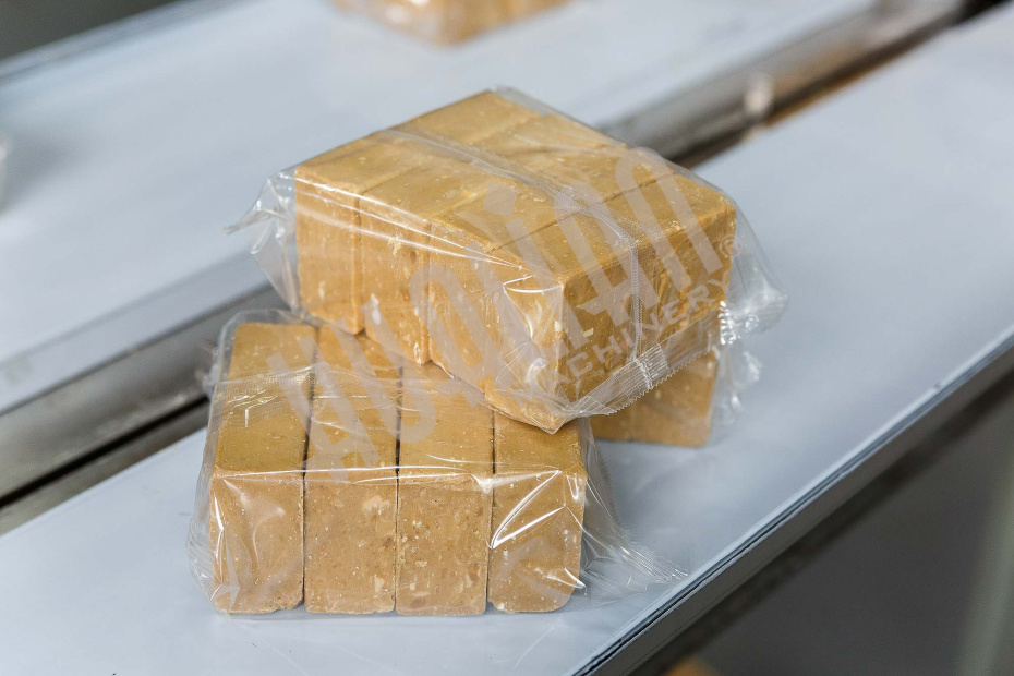 Горизонтальная упаковочная машина DXDZ-450B NEW (H-70 mm, bag L 130-450mm, S 400mm, рег. формир-ль 180 мм, транспортер попер. запайки) Hualian - Купить с доставкой по всей России - 9