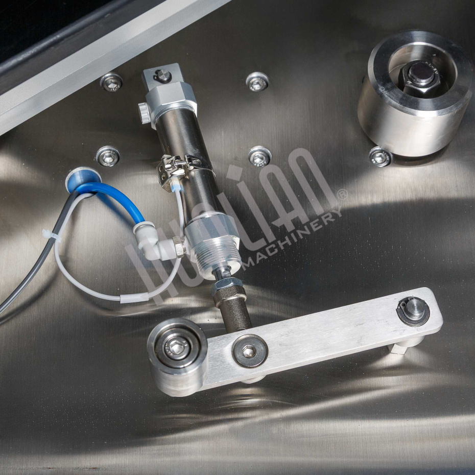 Полуавтоматический запайщик лотков ротационного типа (4 лотка,187*137*120) HVT-450R (нерж.) Hualian - Купить с доставкой по всей России - 32