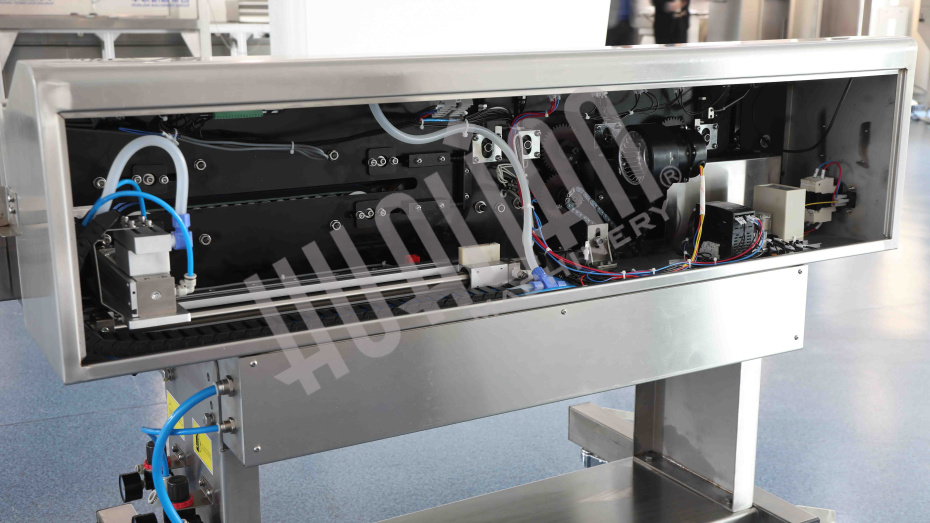 Горизонтальный конвейерный запайщик FRP-1120WH (SS) (нерж, каплеструйный принтер, откачка/наполн.возд) Hualian - Купить с доставкой по всей России - 7