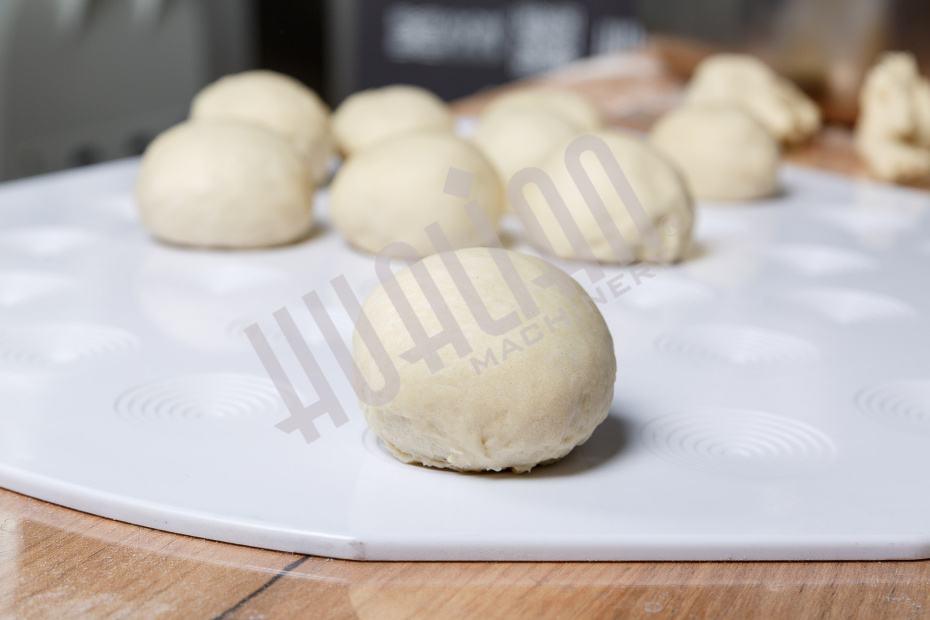 Полуавтоматический делитель-округлитель NFK-30 Hualian - Купить с доставкой по всей России - 21