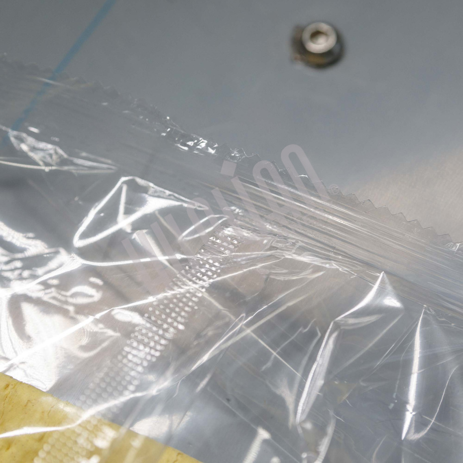 Горизонтальная упаковочная машина DXDZ-600XD (3 servo, лент. 250 мм, рег. форм., min bag L 180, H 120, трансп.попереч.запайки) Hualian - Купить с доставкой по всей России - 17