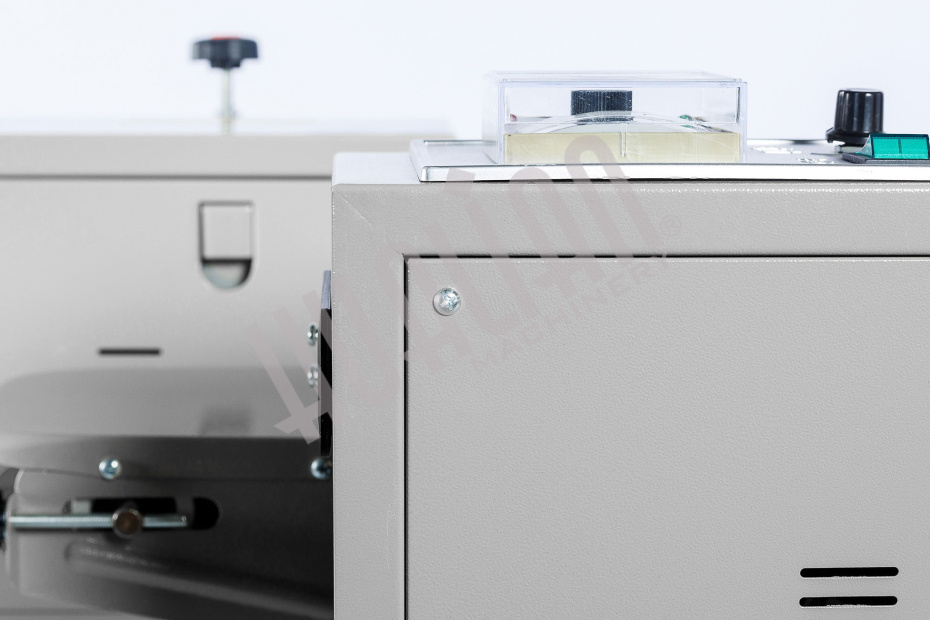 Роликовый (конвейерный) запайщик горизонтального типа DBF-900 LOW COST Hualian - Купить с доставкой по всей России - 5